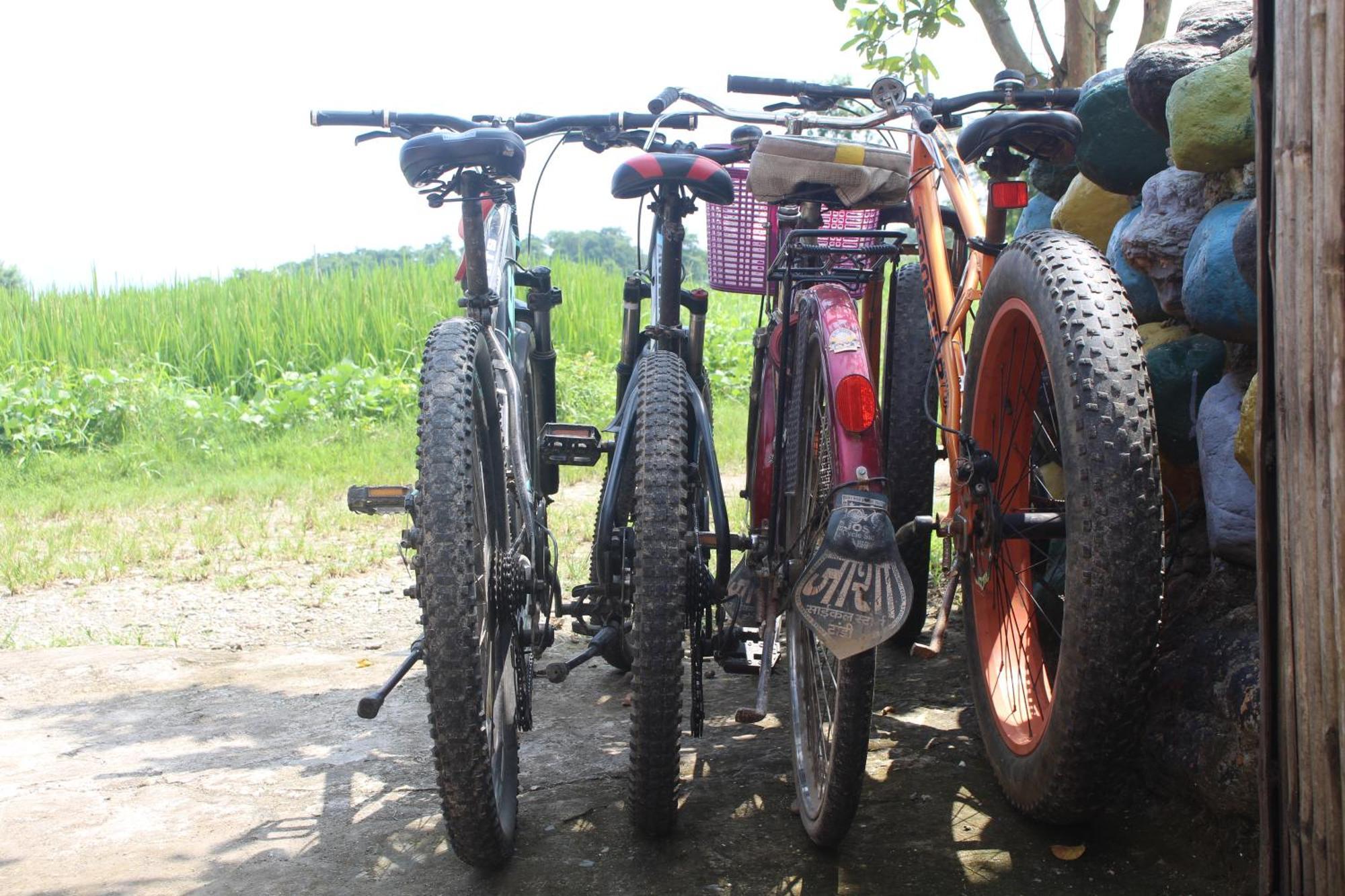 Hippies Colony - Travellers Home โซราฮา ภายนอก รูปภาพ